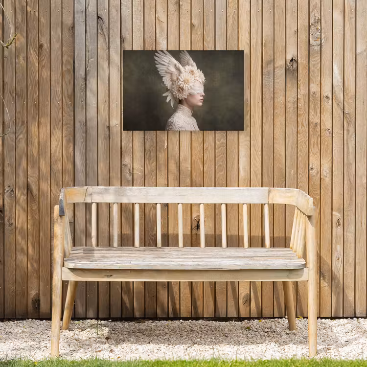 Vleugels - Vrouw - Wit Tuinposter op houten frame 2 cm dik klein -sfeer4