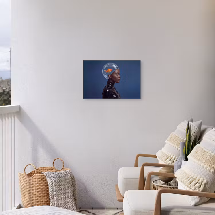 Vrouw - Goudvis - Hoofd - Abstract - Blauw Tuinposter op houten frame 2 cm dik klein -sfeer1