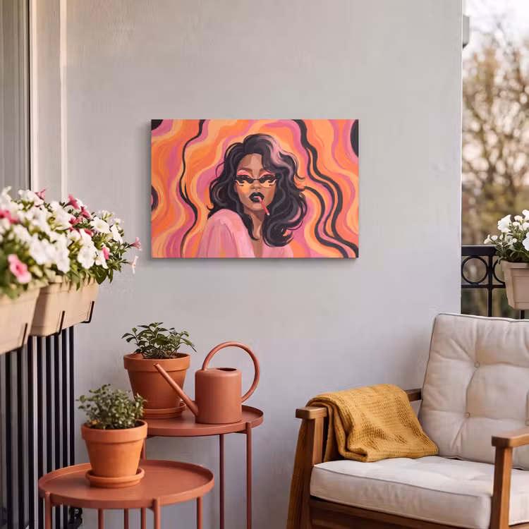 Vrouw - Zonnebril - Modern - Portret - Oranje Tuinposter op houten frame 2 cm dik klein -sfeer1