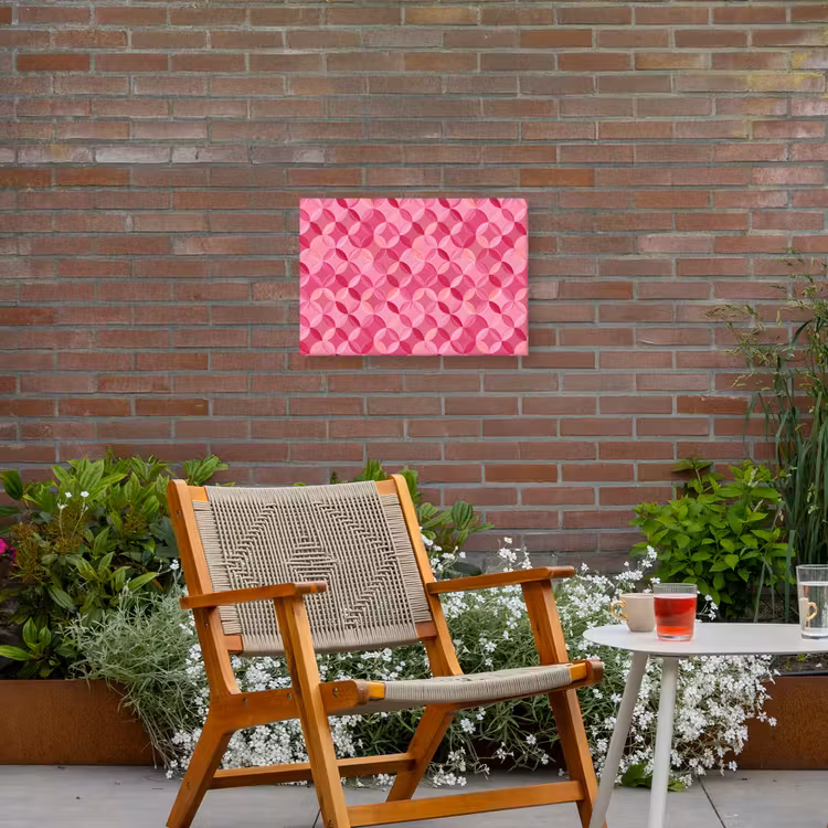 Geometrisch - Mozaïek - Modern - Roze Tuinposter op houten frame 2 cm dik klein 845 -sfeer3