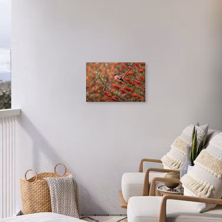 Goudvink - Bessen - Herfst - Natuur - Kleurrijk Tuinposter op houten frame 2 cm dik klein -sfeer1