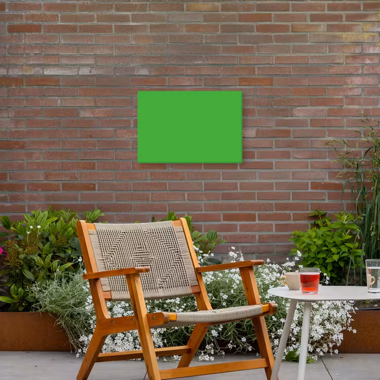 Kelly - Green - Groen Tuinposter op houten frame 2 cm dik klein 845 -sfeer3