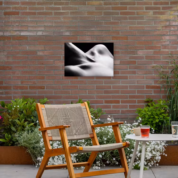 Lichaam - Vormen - Abstract - Zwart - Wit - Sensueel Tuinposter op houten frame 2 cm dik klein -sfeer3