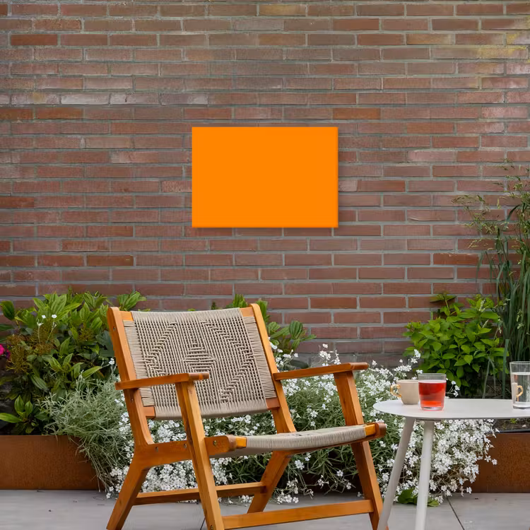 Marigold - Glow - Oranje Tuinposter op houten frame 2 cm dik klein 845 -sfeer3