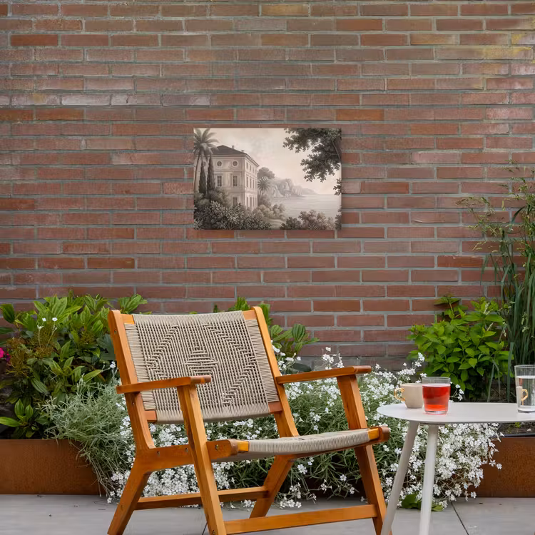 Zee - Villa - Beige Tuinposter op houten frame 2 cm dik klein -sfeer3