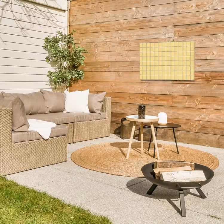 Patroon - Tegels - Geel Tuinposter op houten frame 2 cm dik klein 845 -sfeer2