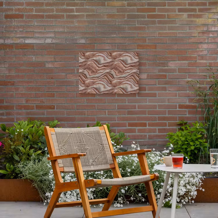 Patroon - Zandsteen - Travertijn Tuinposter op houten frame 2 cm dik klein 845 -sfeer3