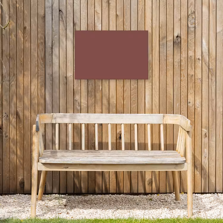 Muted - Raisin - Rood Tuinposter op houten frame 2 cm dik klein 845 -sfeer4