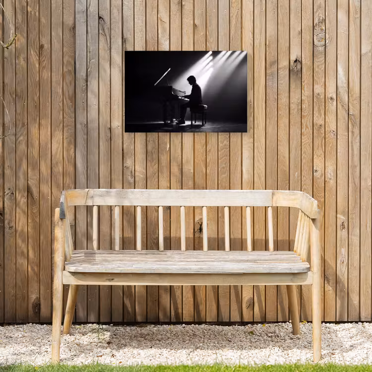 Persoon - Piano - Muziek - Zwart-wit - Podium Tuinposter op houten frame 2 cm dik klein -sfeer4