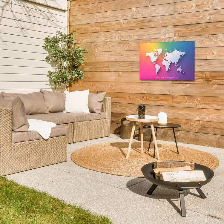 Regenboog - Quote - Wereldkaart - Dream Tuinposter op houten frame 2 cm dik klein -sfeer2