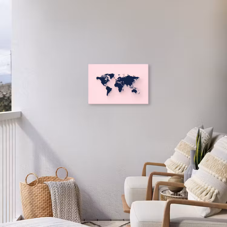Roze - Contrast - Blauw - Wereldkaart Tuinposter op houten frame 2 cm dik klein -sfeer1