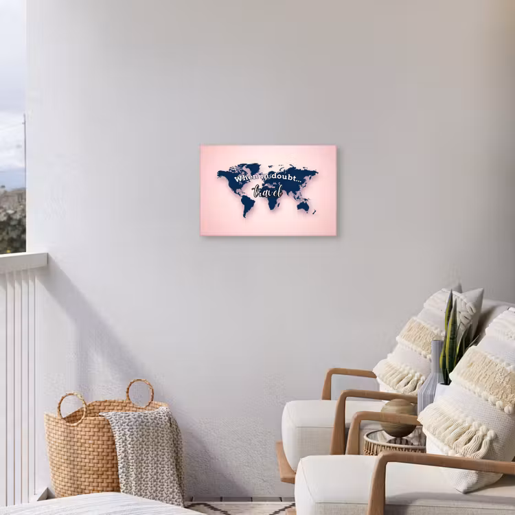 Roze - Quote - Wereldkaart - Travel Tuinposter op houten frame 2 cm dik klein -sfeer1