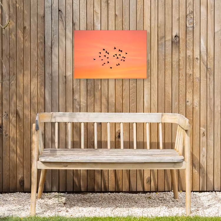 Zwerm - Vogels - Oranje Tuinposter op houten frame 2 cm dik klein -sfeer4