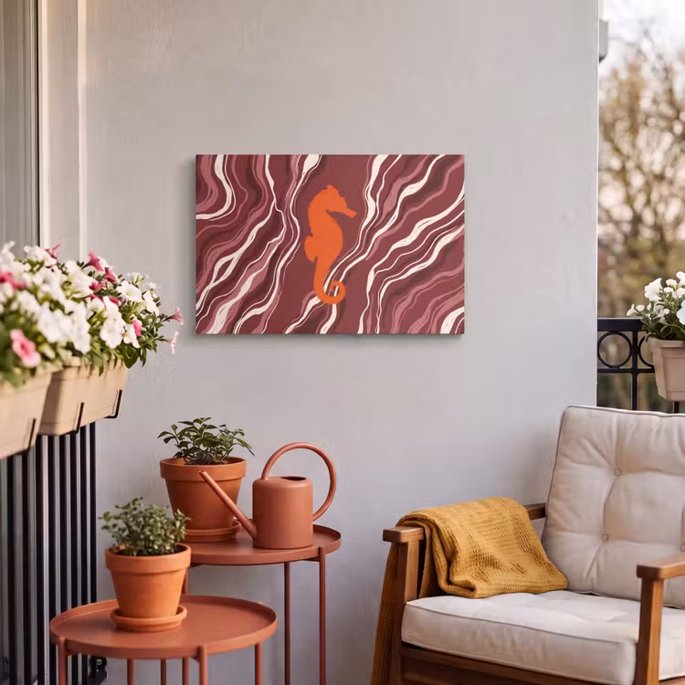 Zeepaardje - Golven - Zeeleven - Abstract - Oranje Tuinposter op houten frame 2 cm dik klein -sfeer1