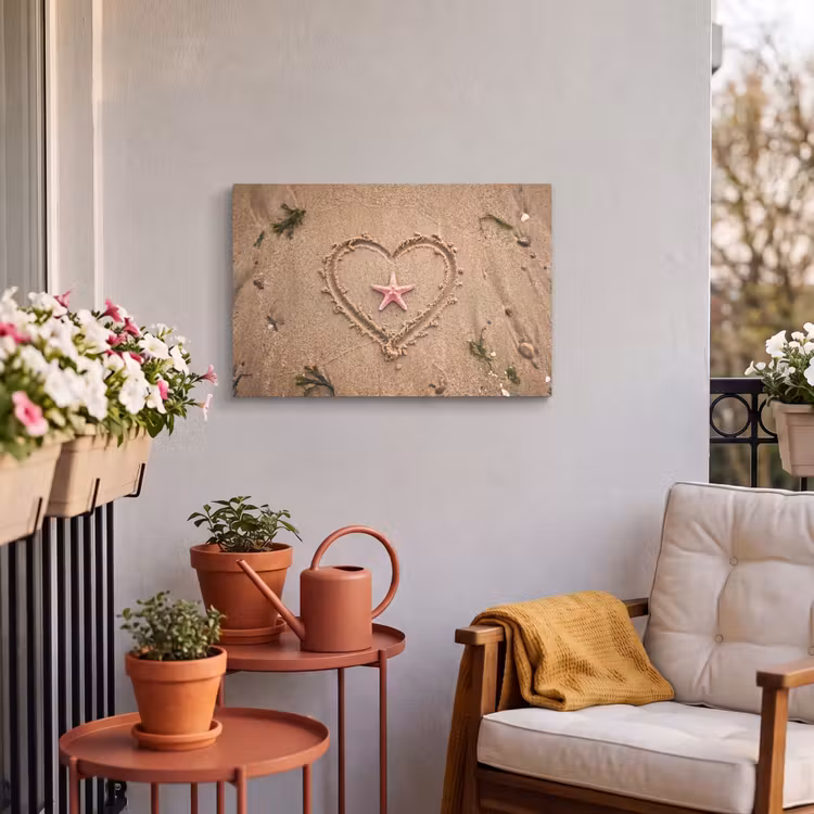 Dieren - Hart - Strand - Zand - Roze Tuinposter op houten frame 2 cm dik klein -sfeer1