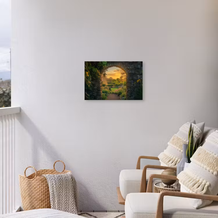 Poort - Planten - Zonsondergang Tuinposter op houten frame 2 cm dik klein -sfeer1