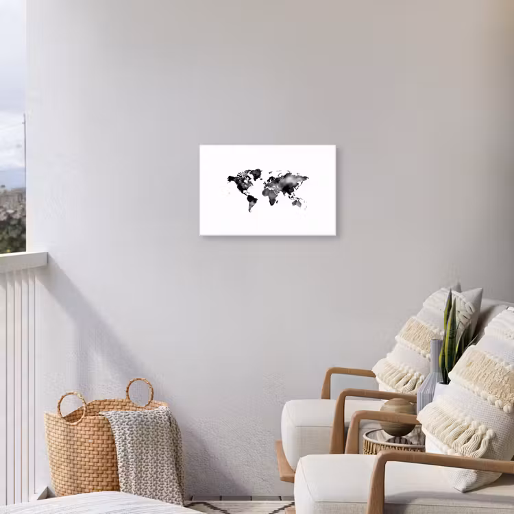 Wereldkaart - Aquarel - Zwart Tuinposter op houten frame 2 cm dik klein -sfeer1