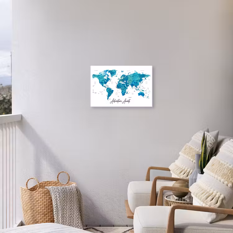 Wereldkaart - Blauw - Kleurrijk Tuinposter op houten frame 2 cm dik klein -sfeer1