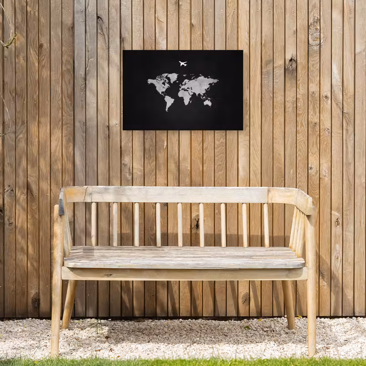 Wereldkaart - Vliegtuig - Zwart Tuinposter op houten frame 2 cm dik klein -sfeer4