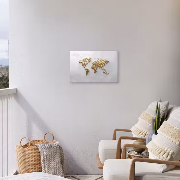 Wereldkaart - Egaal wit - Grof goud Tuinposter op houten frame 2 cm dik klein -sfeer1
