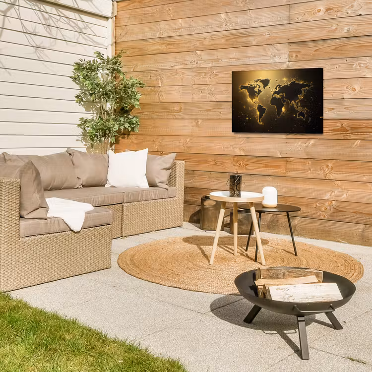 Wereldkaart - Gouden lichten Tuinposter op houten frame 2 cm dik klein -sfeer2