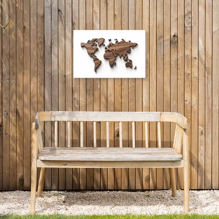 Wereldkaart - Hout - Elegant Tuinposter op houten frame 2 cm dik klein -sfeer4