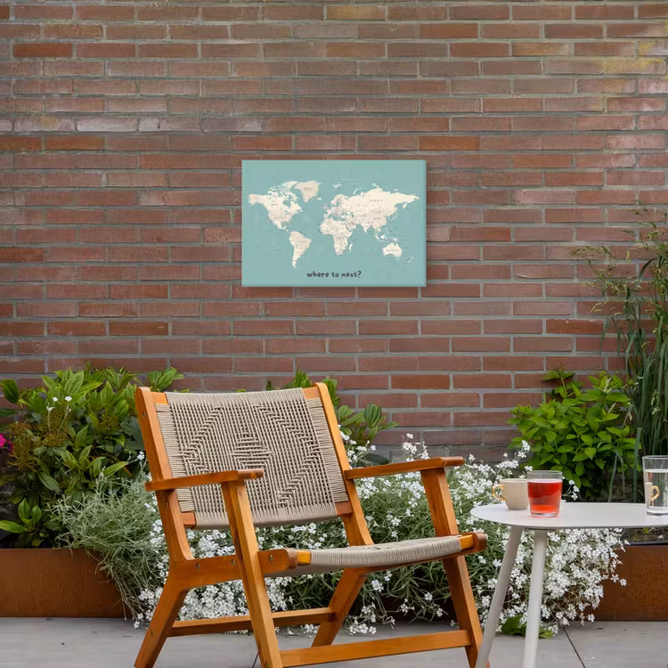 Wereldkaart - Klassiek - Lichtgroen - Landnamen Tuinposter op houten frame 2 cm dik klein -sfeer3