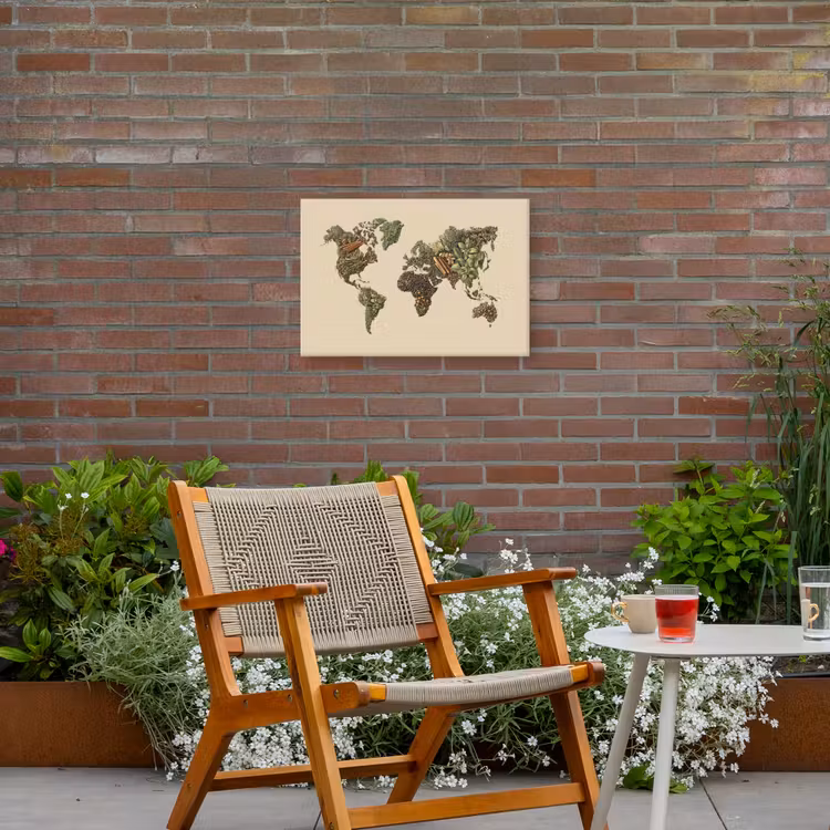 Wereldkaart - Kruiden - Kleurrijk Tuinposter op houten frame 2 cm dik klein -sfeer3