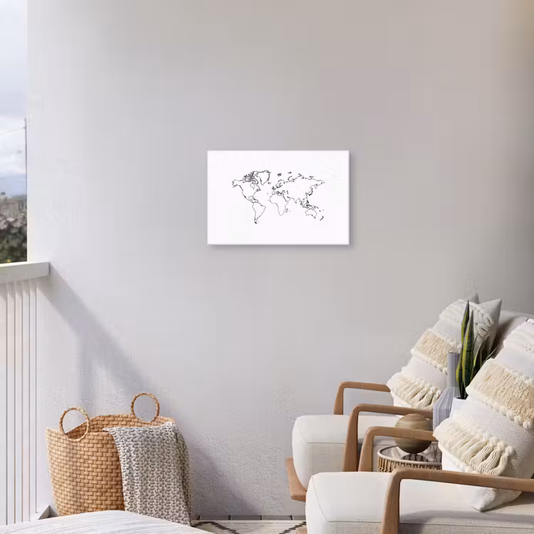 Wereldkaart - Lijnen - Wit Tuinposter op houten frame 2 cm dik klein -sfeer1