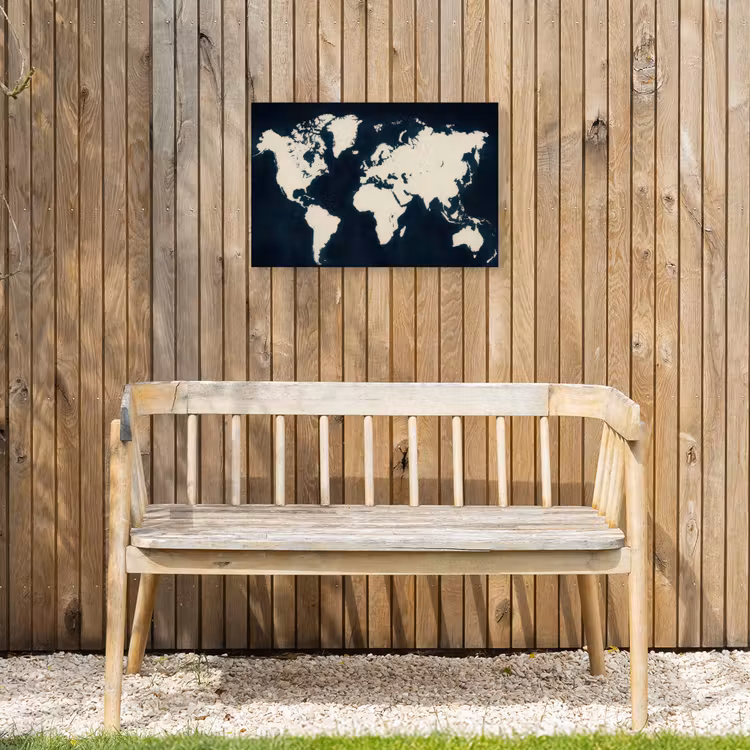 Wereldkaart - Minimalistisch - Contrast Tuinposter op houten frame 2 cm dik klein -sfeer4