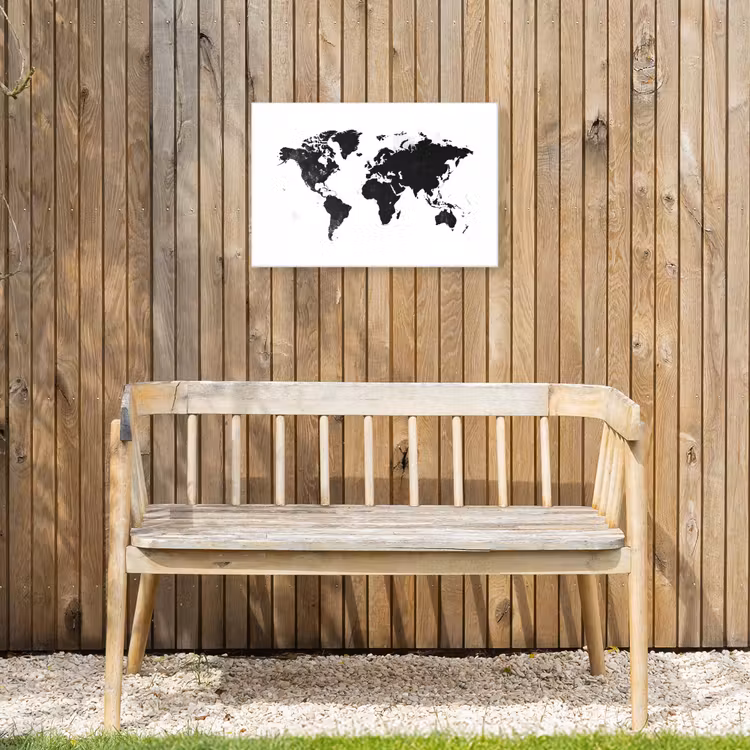 Wereldkaart - Zwart - Wit - Strak Tuinposter op houten frame 2 cm dik klein -sfeer4