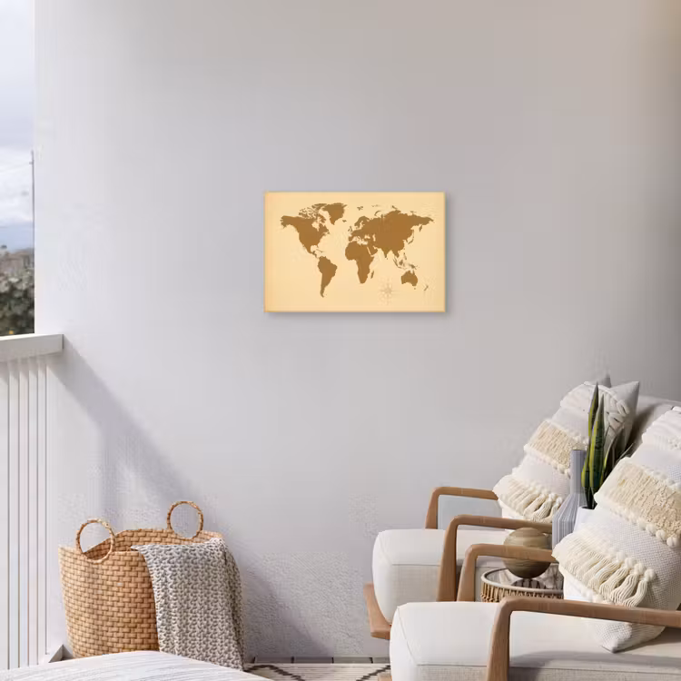 Wereldkaart -Windroos - Bruin Tuinposter op houten frame 2 cm dik klein -sfeer1