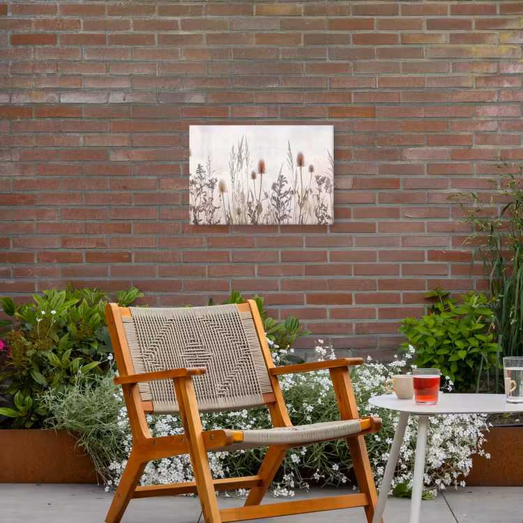 Weidebloemen - Design - Sepia Tuinposter op houten frame 2 cm dik klein -sfeer3