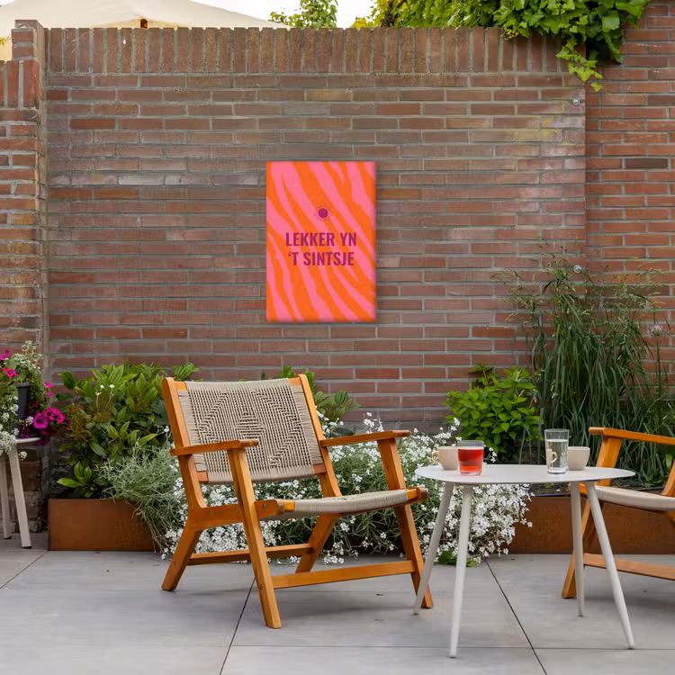Quote - Zomer - Roze Tuinposter op houten frame 2 cm dik klein -sfeer3