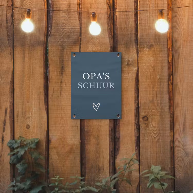 Opa's Schuur met Hart tuinposter los doek klein -sfeer1