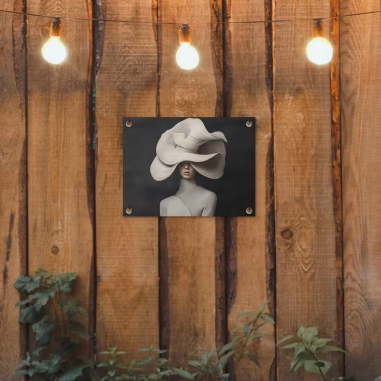 Modern - Vrouw - Hoed tuinposter los doek klein -sfeer1