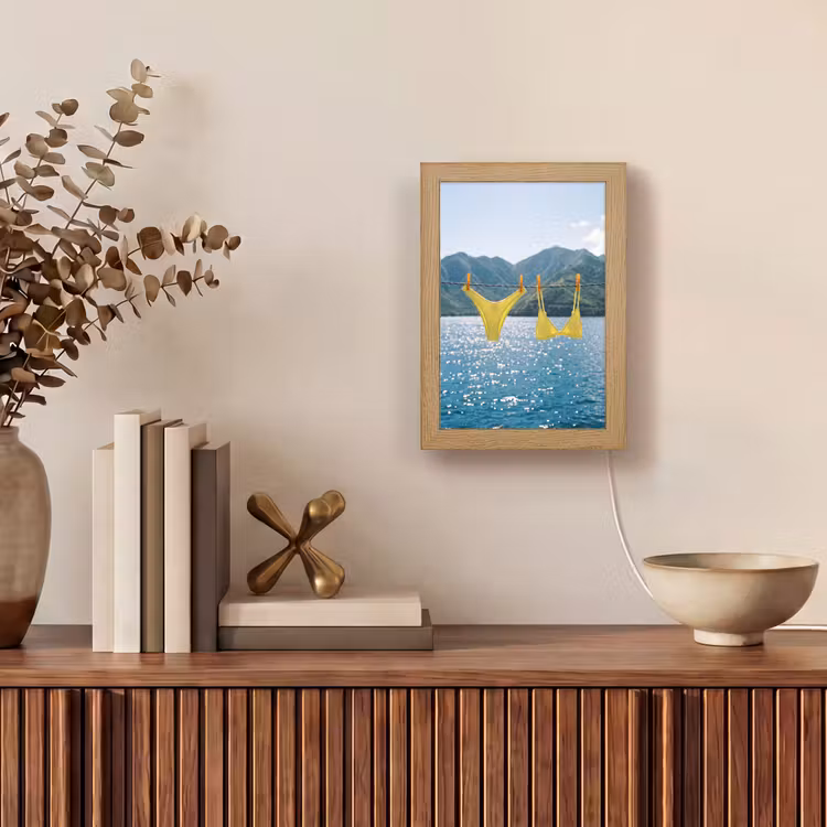 Personalisierte Lightbox - Bademode – Bikini – Meer – Berge – Gelb - Badmode - Bikini - Zee - Bergen - Geel Light Box met kabel (Tafellamp) klein