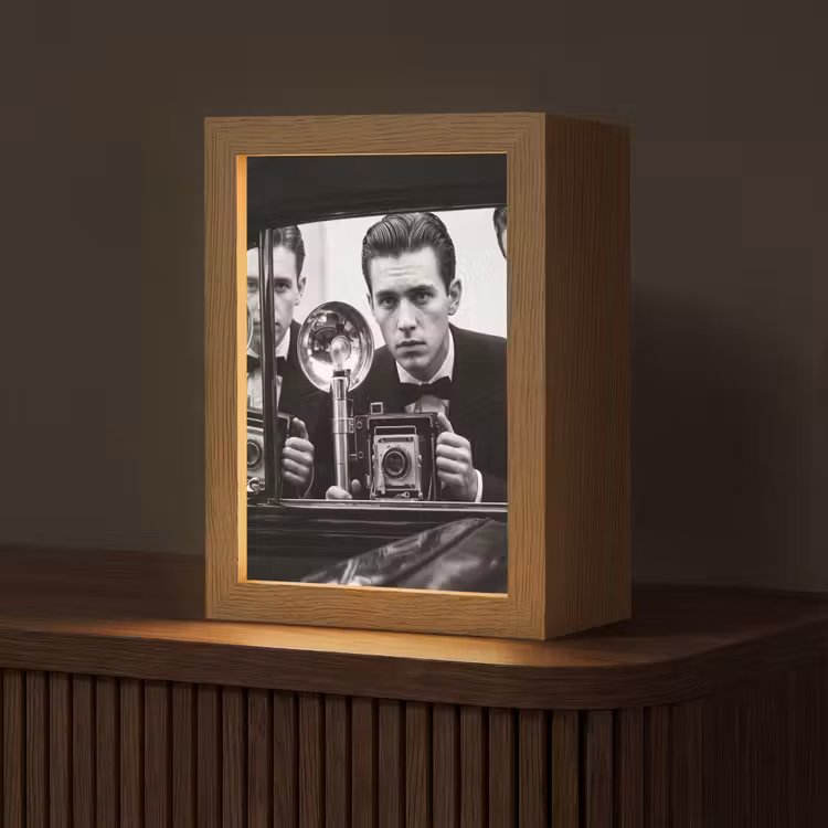 Fotograaf - Camera - Vintage - Journalistiek - Zwart-wit Light Box met kabel (Tafellamp) klein -z3d_website