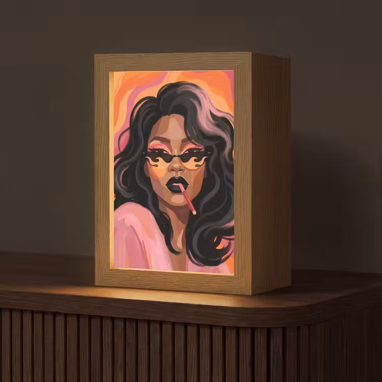 Personalisierte Lightbox - Frau – Sonnenbrille – Modern – Porträt – Orange - Vrouw - Zonnebril - Modern - Portret - Oranje Light Box met kabel (Tafellamp) klein