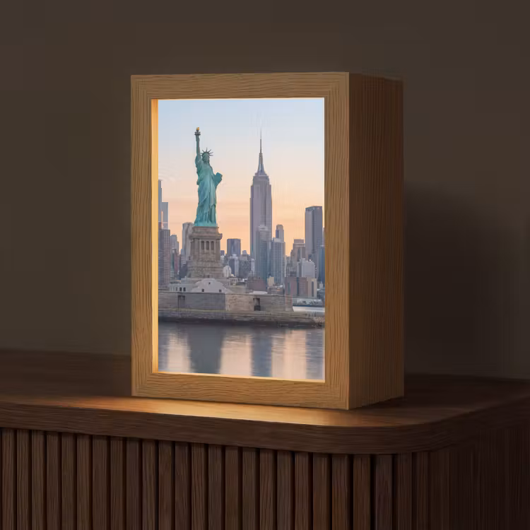 Personalisierte Lightbox - Freiheitsstatue – New York – Sonnenaufgang – Stadt – Architektur — 1