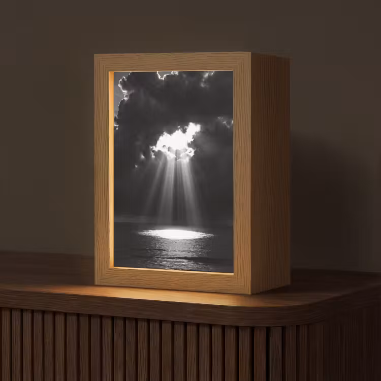 Licht - Wolken - Zee - Zwart-wit - Natuur Light Box met kabel (Tafellamp) klein -z3d_website