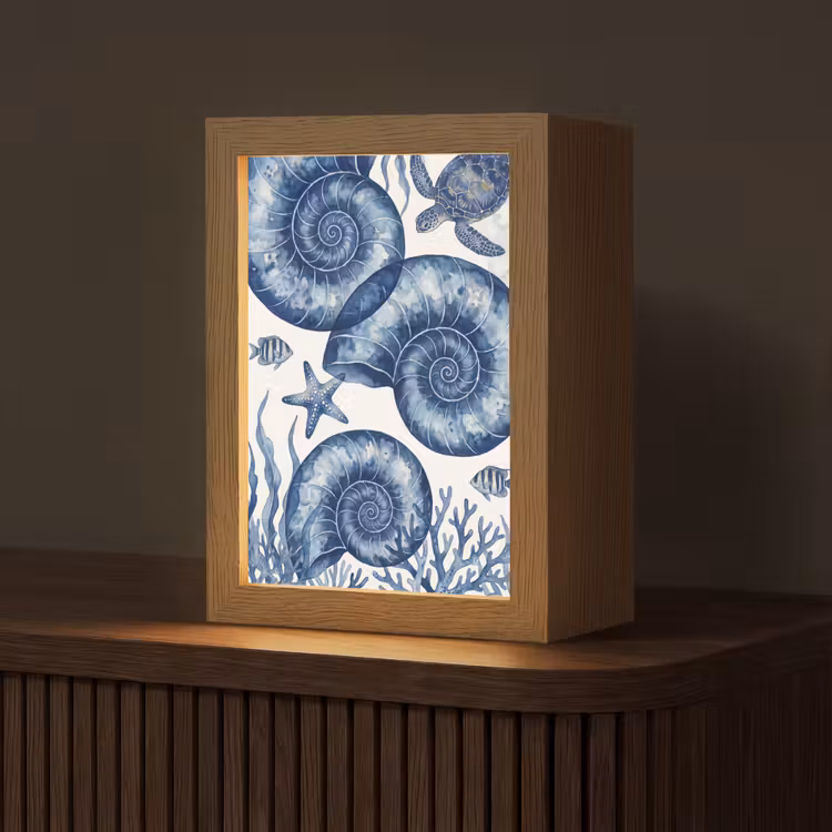Schelp - Spiraal - Zeeleven - Aquarel - Blauw Light Box met kabel (Tafellamp) klein -z3d_website