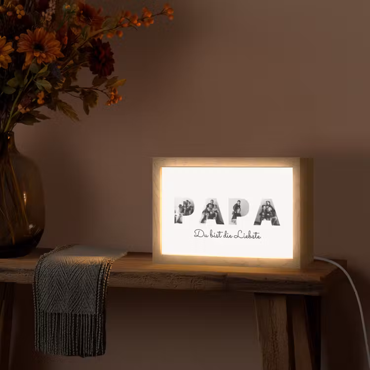 upload-69d8e362b023c-papa-duits Light Box met kabel (Tafellamp) klein -sfeer4