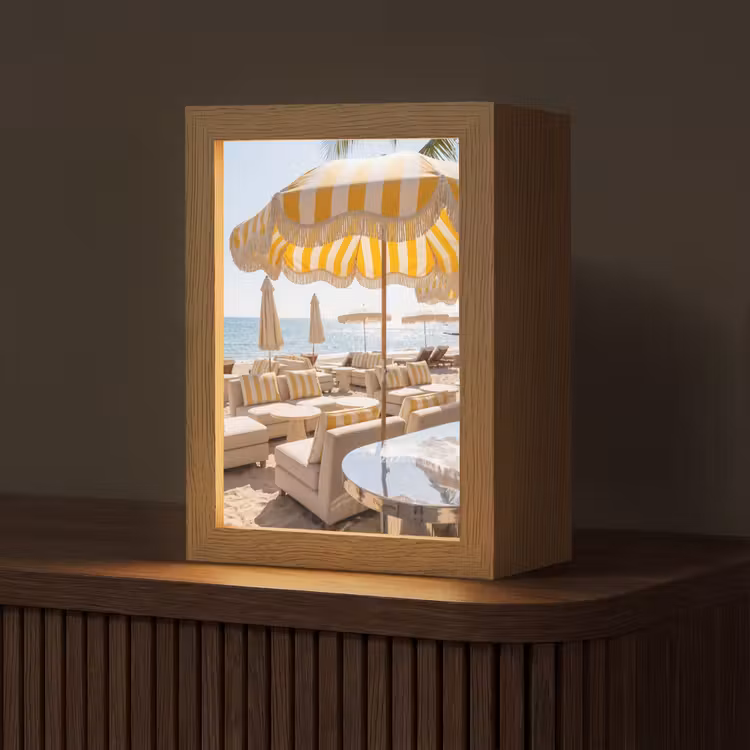 Personalisierte Lightbox - Strand – Liegestühle – Urlaub – Modern – Gelb - Strand - Ligbedden - Vakantie - Modern - Geel Light Box met kabel (Tafellamp) klein