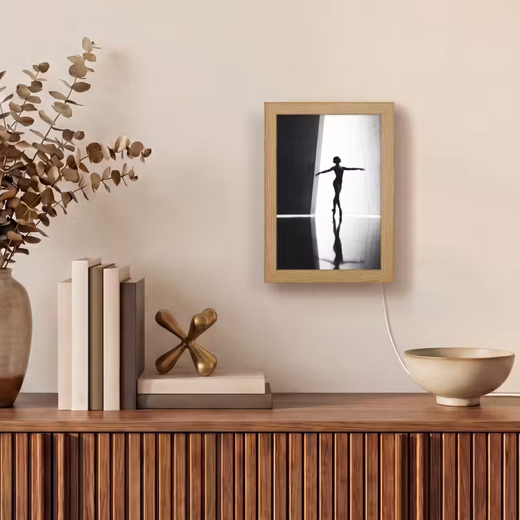 Danser - Silhouette - Kunst - Modern - Zwart-wit Light Box met kabel (Tafellamp) klein -sfeer2
