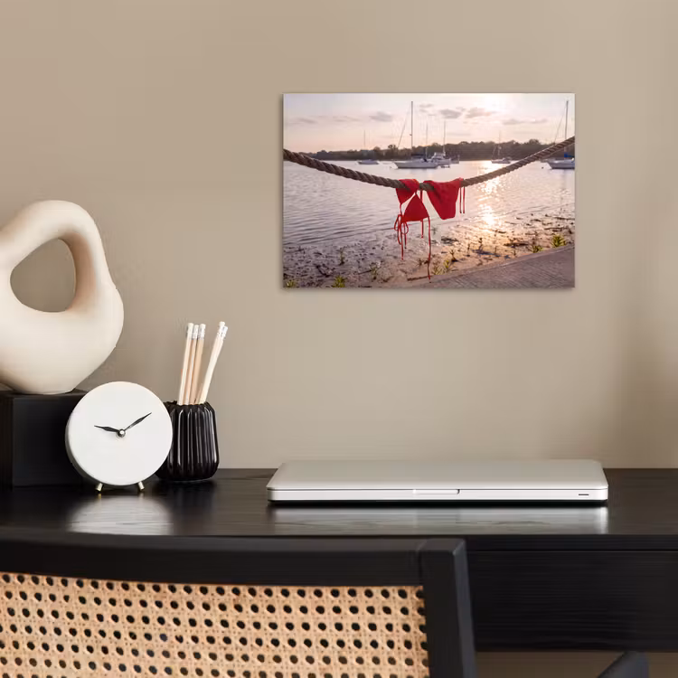 Badkleding - Rood - Zomer - Water - Zonsondergang poster papier klein -sfeer1