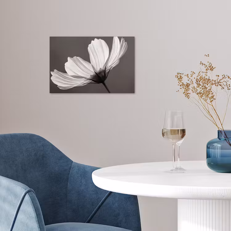 Bloem - Minimalistisch - Zwart - Wit poster papier klein -sfeer3