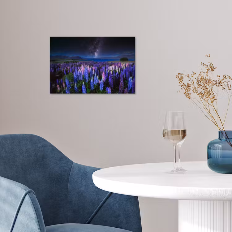 Bloemen - Nacht - Lupine - Sterrenhemel - Paars - Natuur poster papier klein -sfeer3