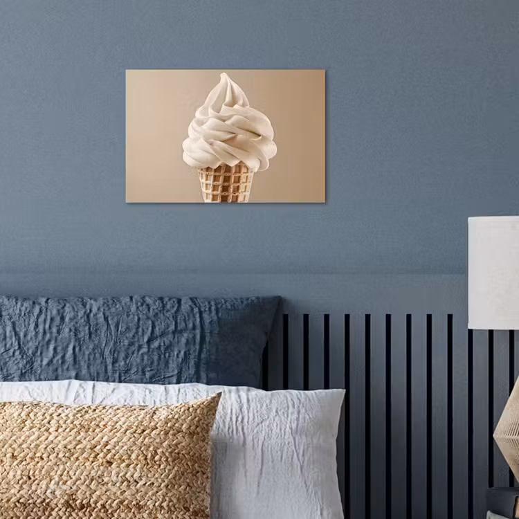 IJs - Softijs - Romig - Hoorntje - Beige poster papier klein -sfeer2