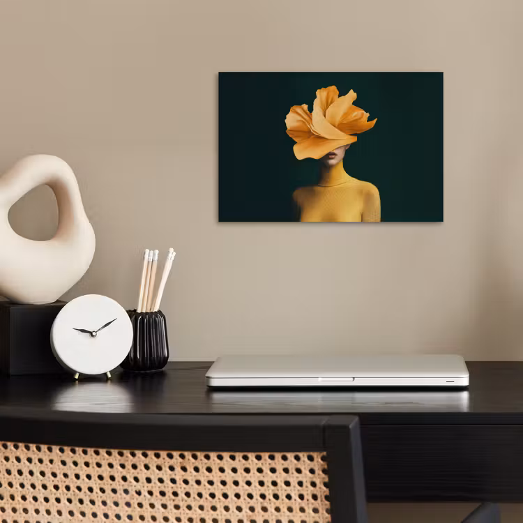 Vrouw - Hoed - Geel poster papier klein -sfeer1